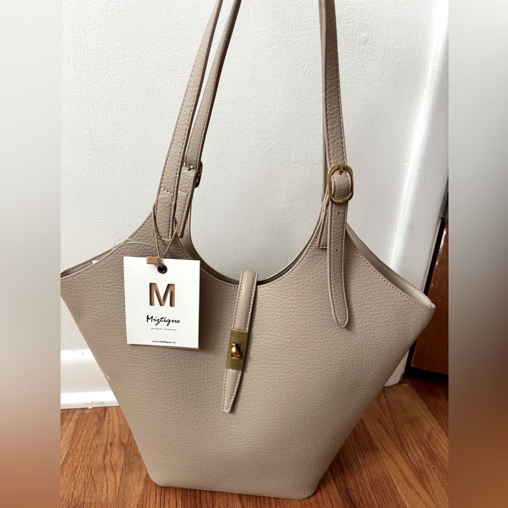 NWT Miztique Isabelle 2 in 1 Scoop Neck Bucket Tote Bag Oat TikTok Viral